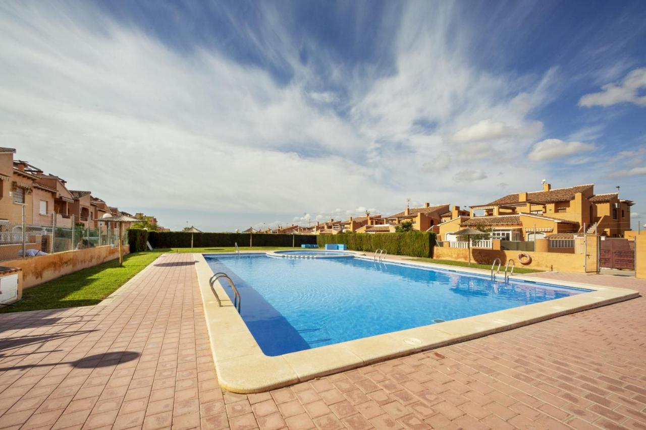 شقة Altos Del Sol By United Renters تورّيفيِخا المظهر الخارجي الصورة